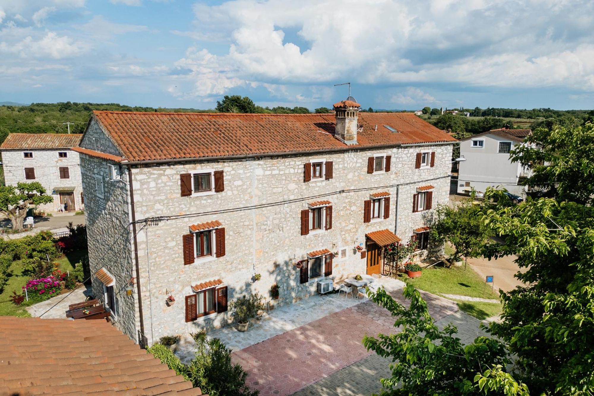 Apartments Mirna Stress Free Babici Exterior foto